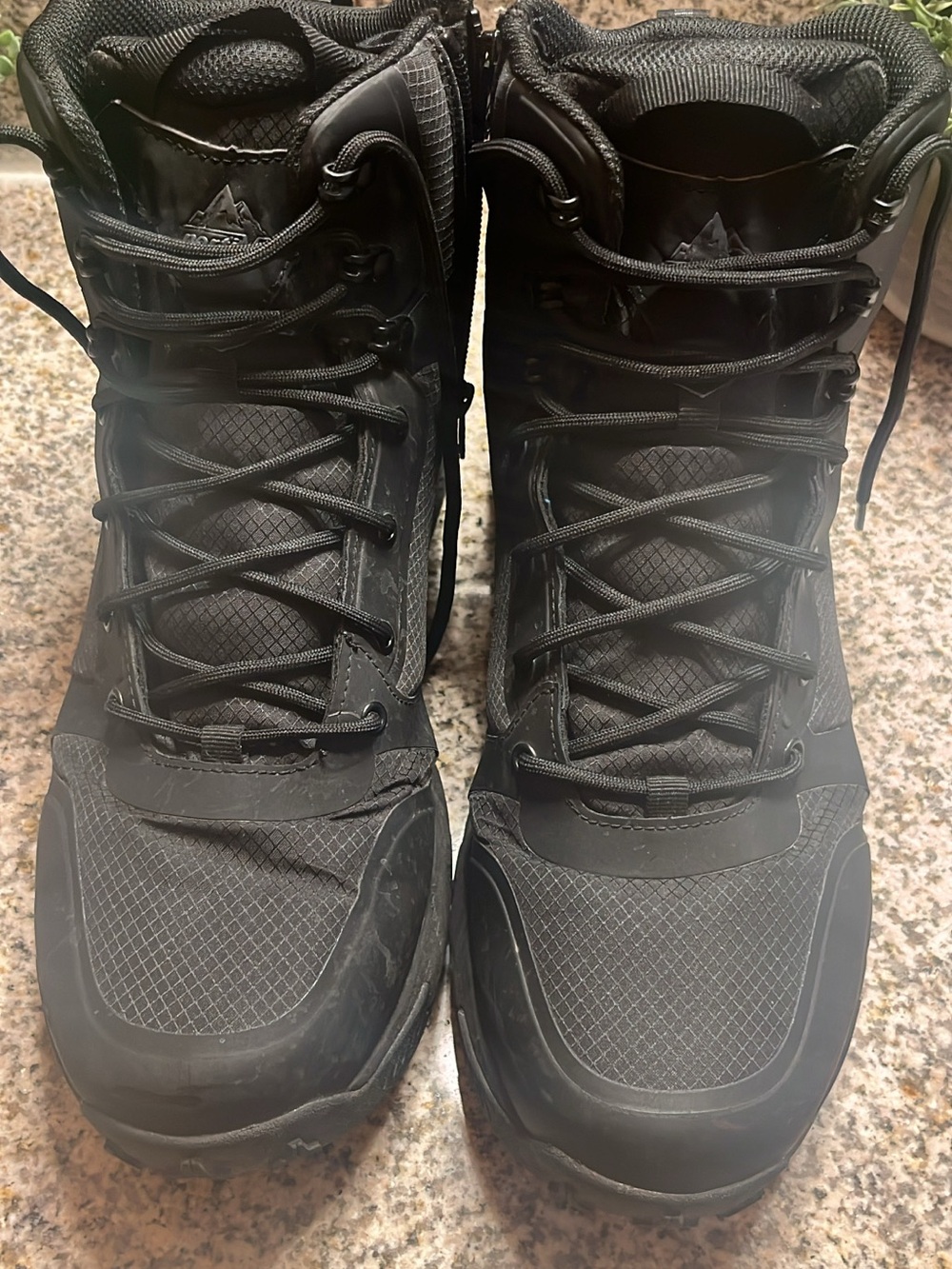 Black Men's Outdoor Tactical Boots by Nortiv 8